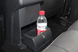 2018款五十铃铃拓 2.5T手动四驱豪华型