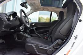 2016款 smart fortwo 1.0L 硬顶激情版