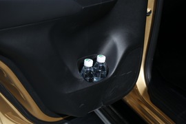 日产途达 2.5L 自动四驱旗舰版