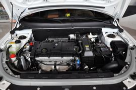 2014款东风风神H30 CROSS 1.6L手动尊尚型