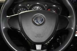2014款东风风神S30 1.5L自动尊雅型