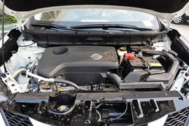 2014款日产奇骏2.5L XV NAVI CVT至尊版 四驱