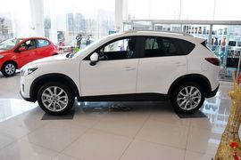 2013款马自达CX-5 2.5L AT四驱旗舰型