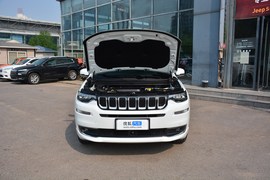 2018款 Jeep 大指挥官 2.0T 四驱智享版