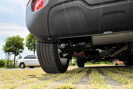 2018款Jeep自由侠 互联大屏版 180T 自动高能版