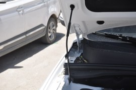 2018款 宝骏360 1.5L 手动精英型