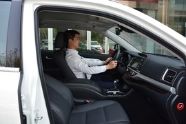 2018款 丰田 汉兰达 2.0T 四驱豪华版 7座