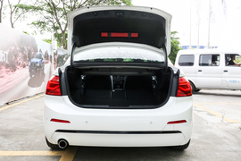 2018款 宝马 118i 设计套装型