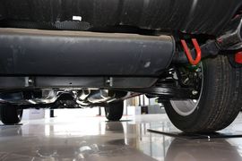 2014款双龙柯兰多2.0L汽油两驱豪华导航版