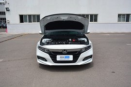 2018款 本田雅阁 230 TURBO 舒适型