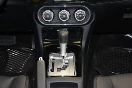 2013款三菱翼神致尚版1.8L CVT豪华型