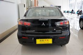 2013款三菱翼神致尚版1.8L CVT豪华型