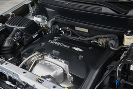 2018款雪佛兰探界者 550T Redline版