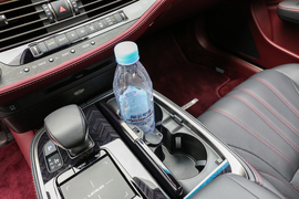 2018款 雷克萨斯 LS 500h 豪华版