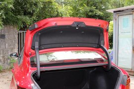 2018款吉利缤瑞 200T 自动 缤耀版