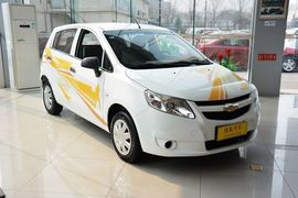 2013款雪佛兰赛欧两厢1.2L手动理想版