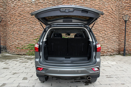 2018款五十铃mu-X牧游侠 1.9T自动四驱 X-POWER版 7座