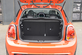 2018款 MINI 2.0T COOPER S艺术家