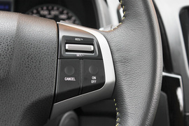2018款五十铃D-MAX 3.0T四驱 自动X-POWER版