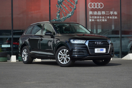 2018款 奥迪 Q7 40 TFSI 舒适型