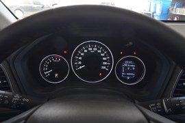仪表板