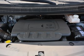 2018款 东风风行 CM7 2.0T 手动豪华型