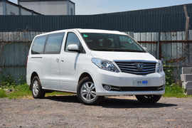 2018款 东风风行 CM7 2.0T 手动豪华型