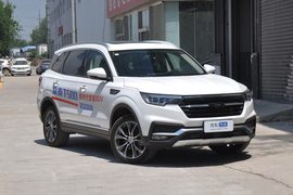 2018款 众泰 T500 1.5T 自动智能互联尊贵型