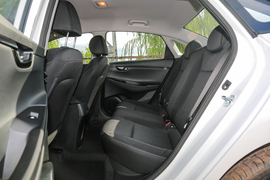 2018款 现代 悦动 1.6L 自动悦目版GL