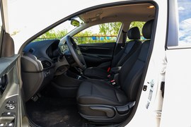 2018款 现代 悦动 1.6L 自动悦目版GL