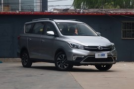 2017款长安欧尚A800 1.6L 手动舒适型