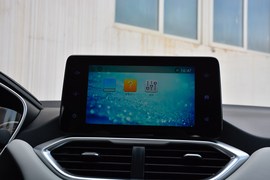 2018款宝骏530 1.8L 自动豪华型