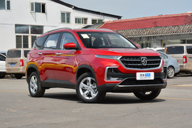 2018款宝骏530 1.8L 自动豪华型