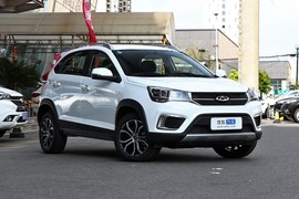 2018款奇瑞瑞虎3X 1.5L 自动精英型 皓月白