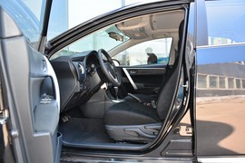 2018款丰田卡罗拉1.2T S-CVT GL-i智辉版