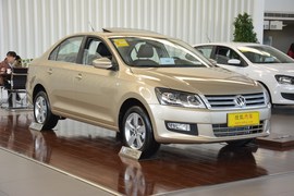 2013款大众全新桑塔纳1.6L手动舒适版