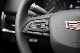 2018款凯迪拉克XT4 28T 四驱铂金运动型