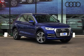 2018款奥迪Q5L 45 TFSI 尊享运动型