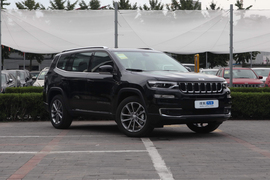 2018款 Jeep 指挥官 2.0T 四驱臻享型5座
