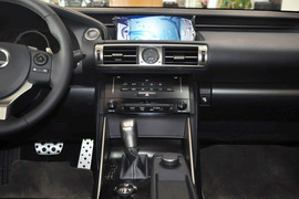 2013款雷克萨斯IS250 F SPORT