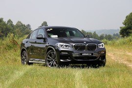 2019款宝马X4 xDrive25i M越野套装