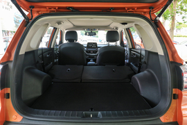 2018款起亚智跑 2.0L 自动智享豪华版