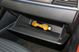 2018款起亚智跑 2.0L 自动智享豪华版