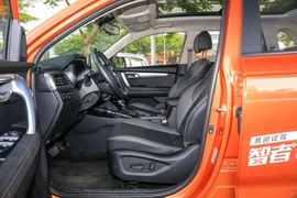 2018款起亚智跑 2.0L 自动智享豪华版