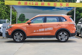 2018款起亚智跑 2.0L 自动智享豪华版