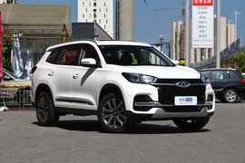 2018款奇瑞瑞虎8 1.5T自动豪华型 5座