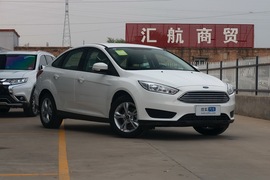 2018款福特福克斯 三厢 1.6L 手动舒适智行版