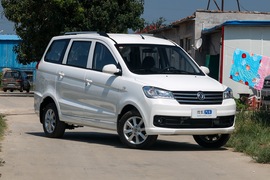 2018款东风风光 330S 1.5L手动精典版