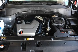 2013款现代全新胜达2.0T TOP自动四驱顶级型7座