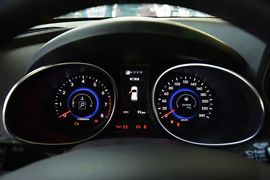 2013款现代全新胜达2.0T TOP自动四驱顶级型7座